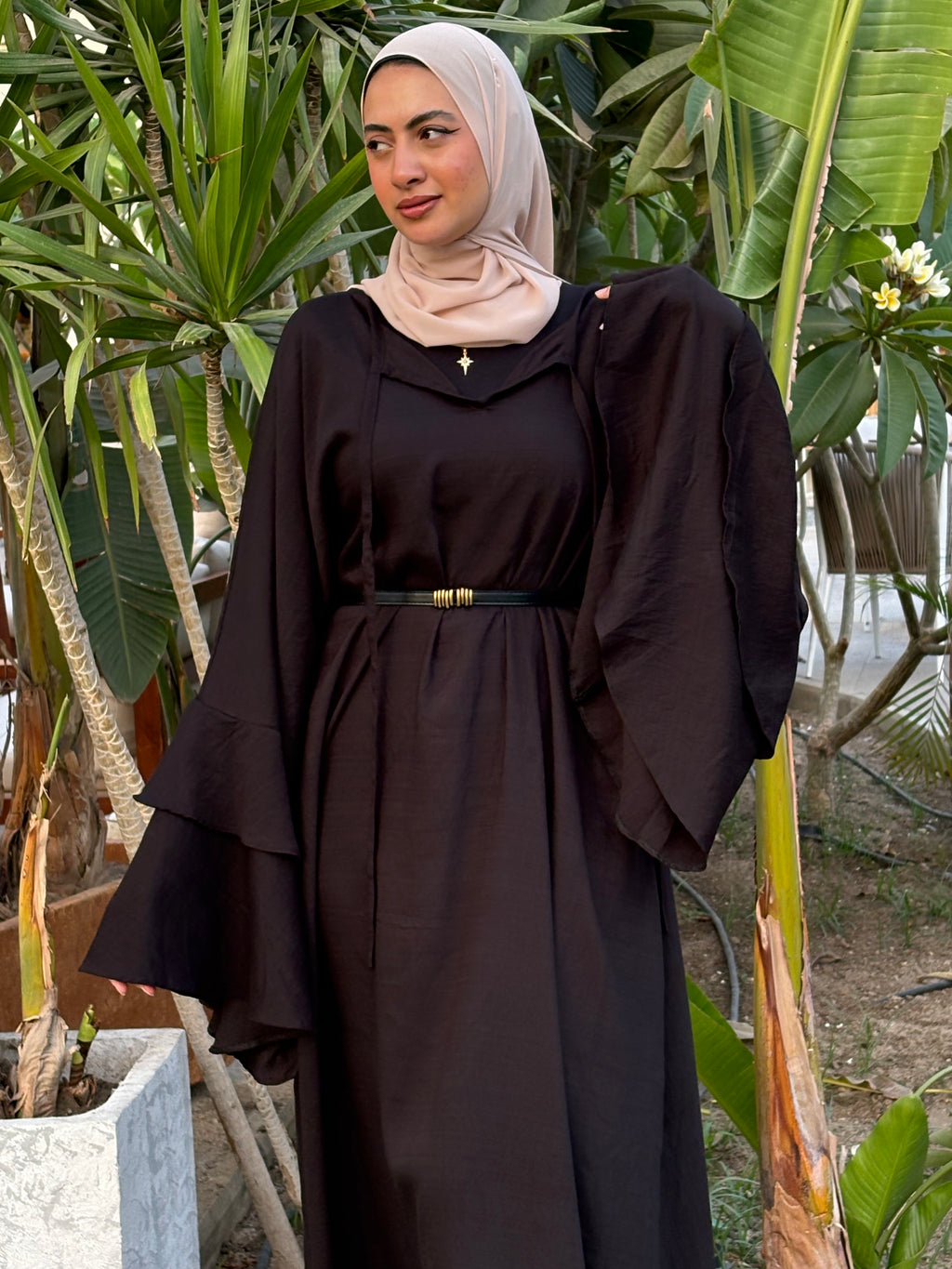 Fleur in black